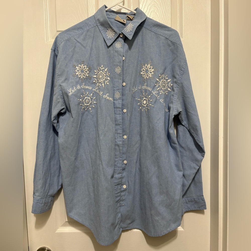 Vintage Christmas Button Down